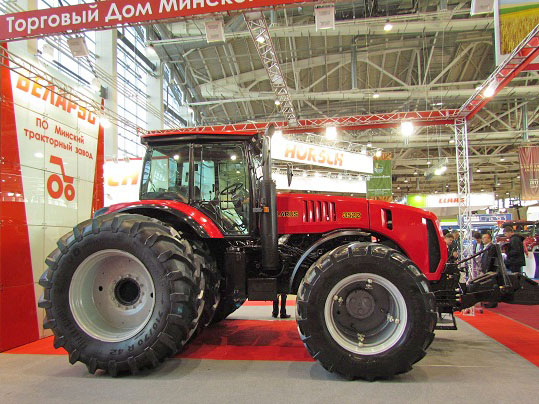 Тракторы Беларус на Международной Выставке АГРОСАЛОН-2014